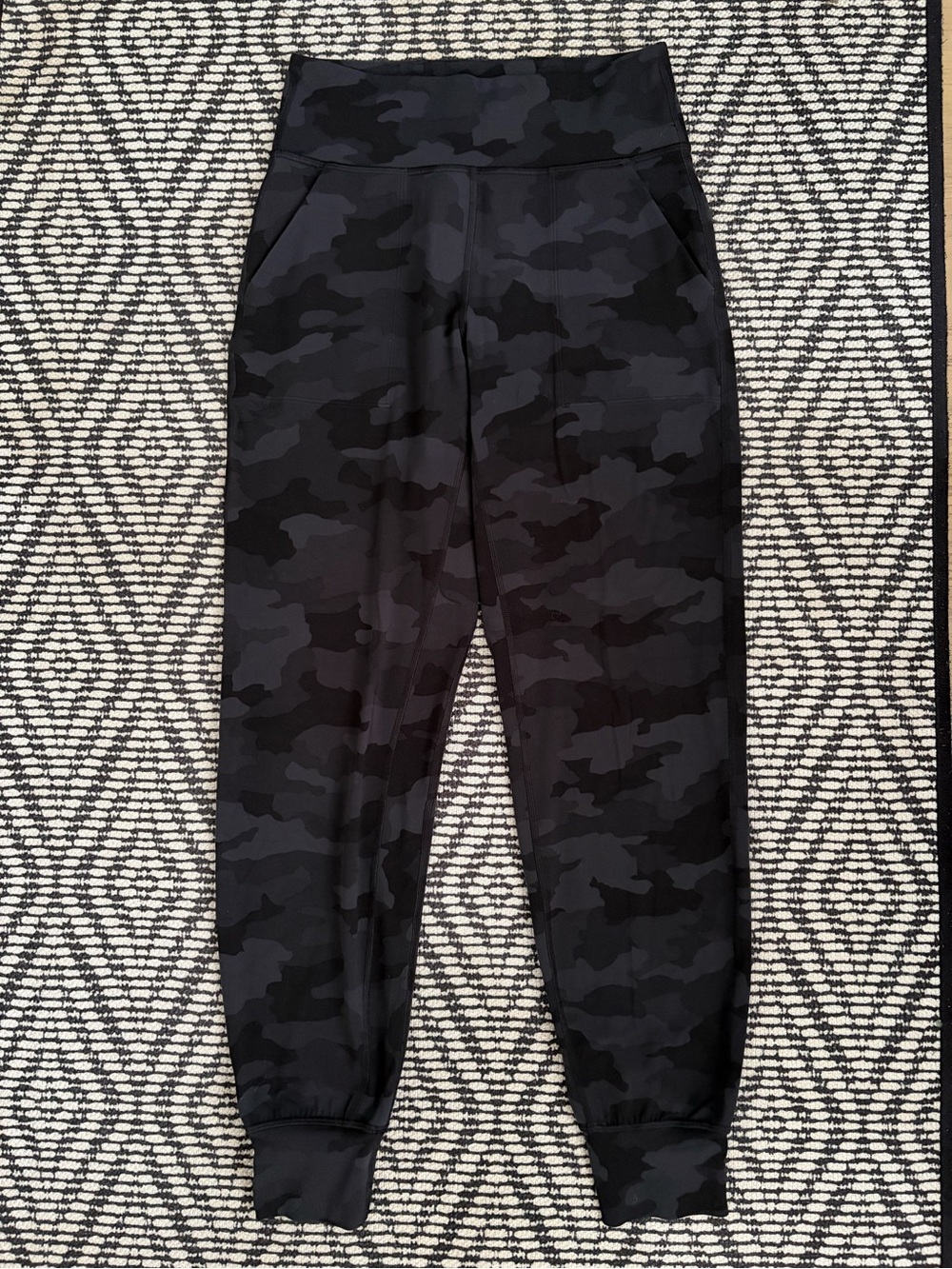 Lululemon Align Joggers Size 6